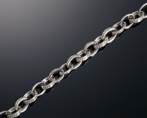 547   -  <p><span class="object_title">Pulsera eslabones con diamantes </span></p>