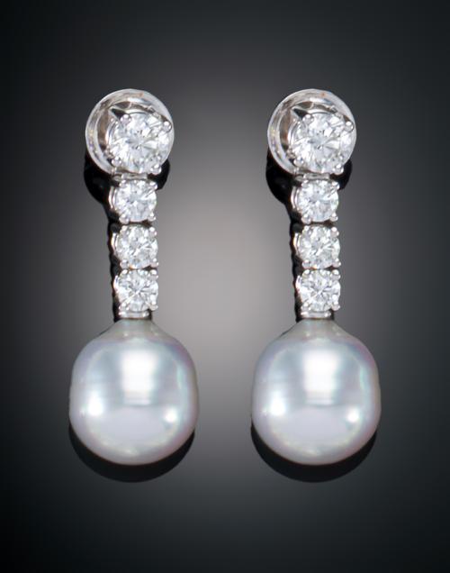 PENDIENTES DESMONTABLES CON DIAMANTES Y PERLA EN ORO BLANCO