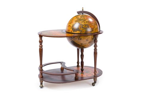 "Globo-bar"En madera pintada. Tapa abatible y mueble bar 