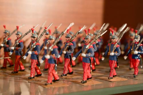 Importante gran colección de figuras de plomo fundidas y pi