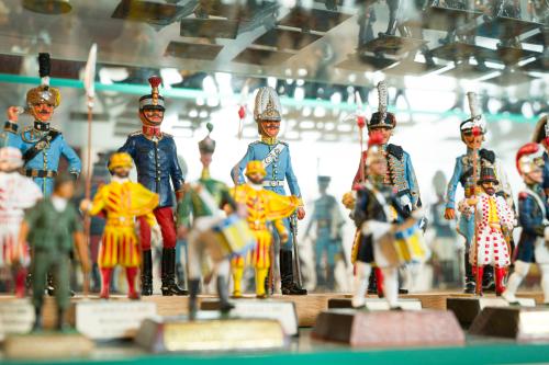 Gran colección de figuras de plomo pintadas a mano de solda