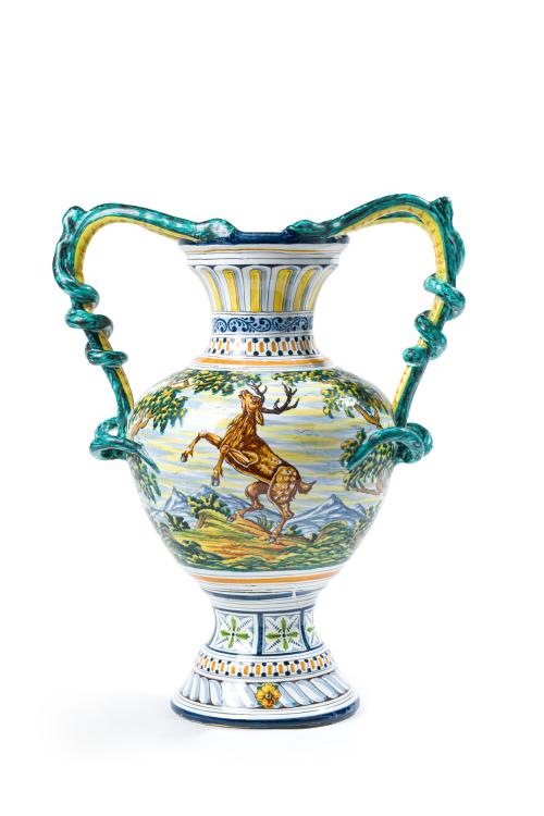 Jarrón de cerámica esmaltada, Talavera, S. XXCon asas dob