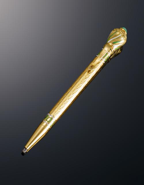 593   -  <p><span class="object_title"> Bolígrafo de oro</span></p>