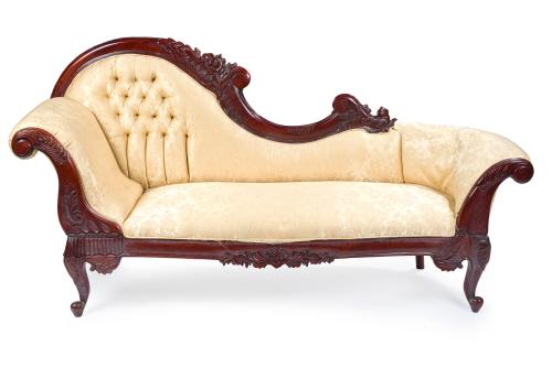 Juego de dos sofás isabelinos en madera de caoba, s. XIX. 