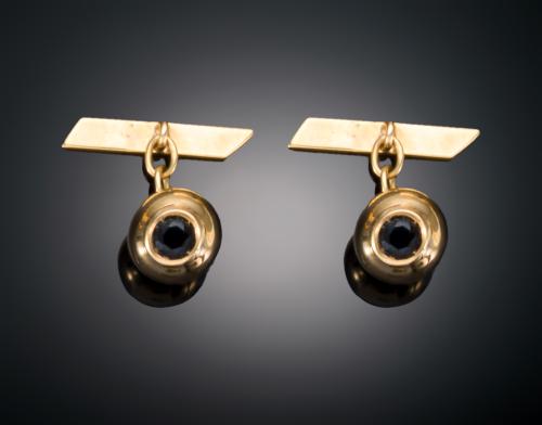 GEMELOS REDONDOS CON ZAFIROS EN ORO AMARILLO DE 18 K 