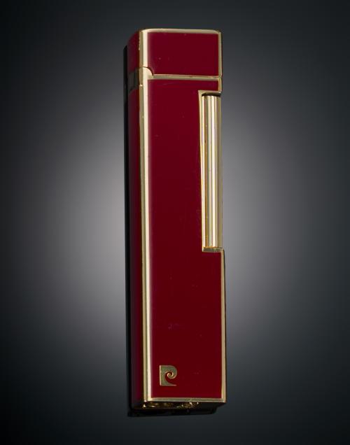 ENCENDEDOR PIERE CARDIN EN LACA ROJA 