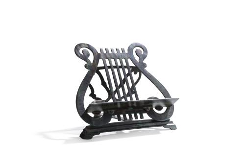 Atril en hierro forjado. 