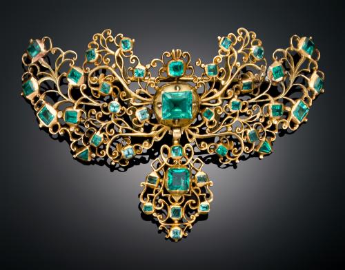 BROCHE - PECTORAL ANTIGUO CON ESMERALDAS EN ORO AMARILLO DE