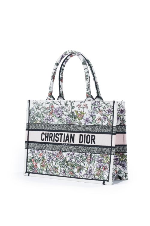 CHRISTIAN DIOR 