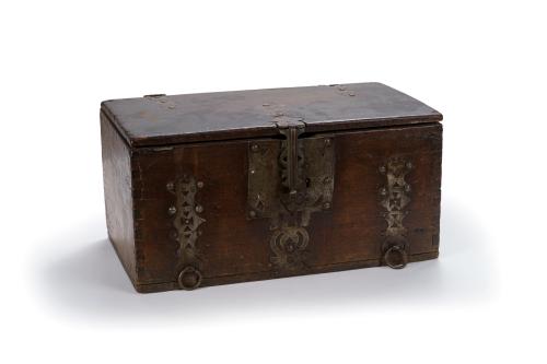 268   -  <p><span class="object_title">Arqueta del S.XVII. Posiblemente colonial. </span><br></p>