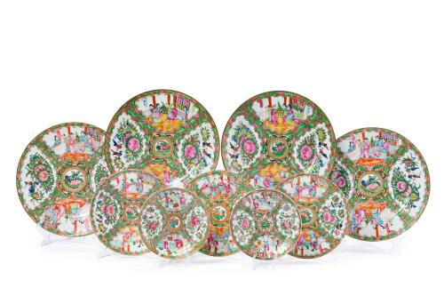 Lote en porcelana de Macao. China, S. XX. Con decoración 