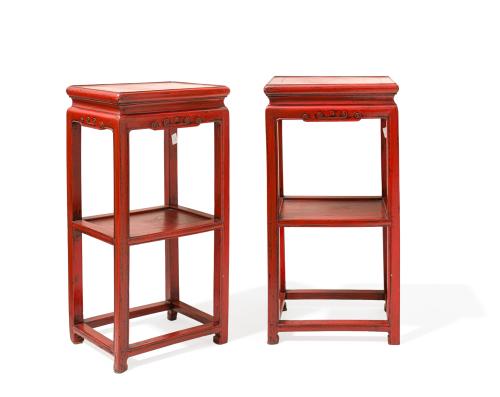2   -  <p><span class="object_title">Pareja de mesitas auxiliares chinas en madera lacada en rojo. Doble altura. </span><br></p>