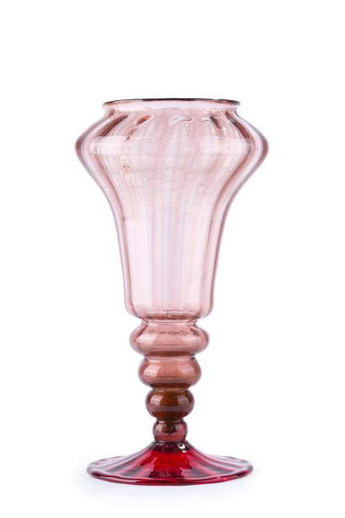 Jarrón en cristal soplado de Murano, c. 1970En forma de c