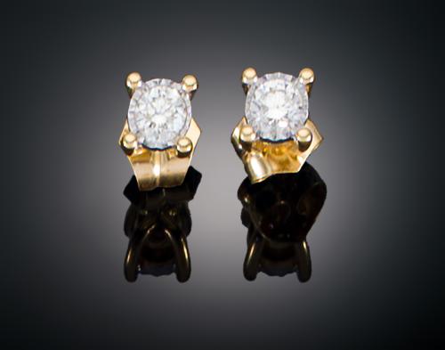 PENDIENTES DORMILONAS CON DIAMANTES EN ORO AMARILLO DE 18 K