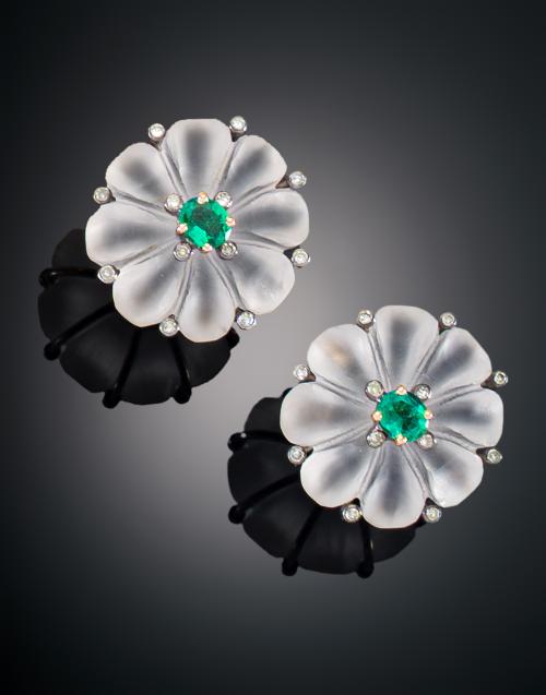 PENDIENTES FLOR EN CRISTAL, DIAMANTES Y ESMERALDA EN ORO AM