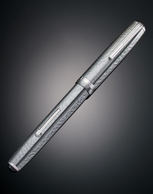 PLUMA STERBROOK