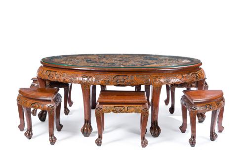 Mesa baja de te con 6 taburetes, China, c. 1950De formato
