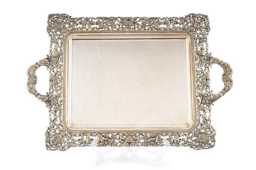 Bandeja rectangular plateada Alero con decoración calada 