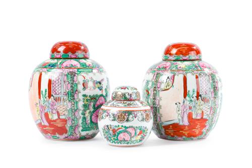 Lote en porcelana de Macao. Cantón ,China, S. XX.Con deco
