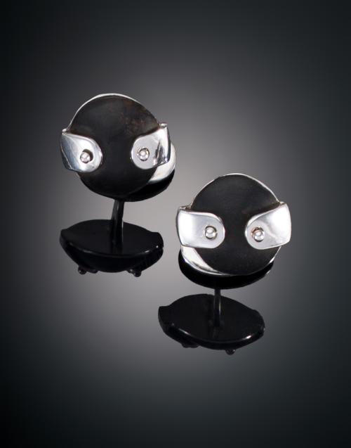 GEMELOS REDONDOS NEGROS EN ORO BLANCO DE 18 KT