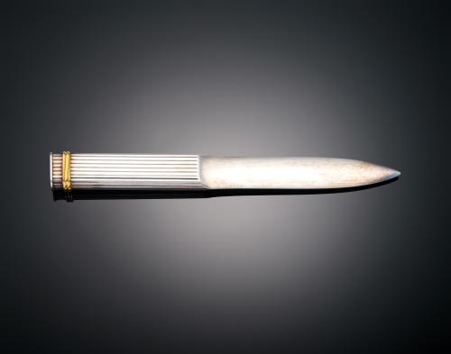 ABRECARTAS MUST DE CARTIER 