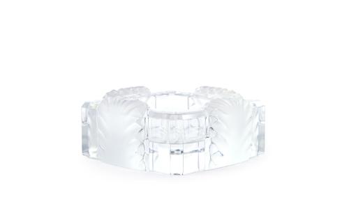 LALIQUE-FRANCIA Cenicero en cristal esmerilado y en su co