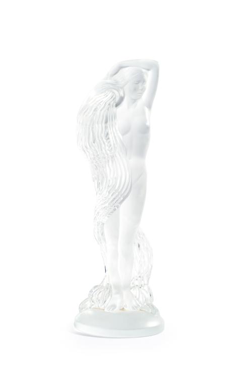 LALIQUE-FRANCIAEscultura de figura femenina con cántaro d