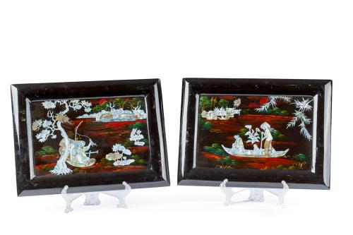 Pareja de placas decorativas, Vietnam, s. XXEn madera pin