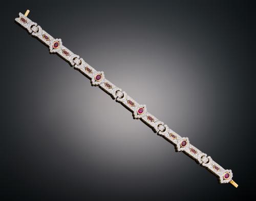 PULSERA ESTILO ART DECÓ CON DIAMANTES Y RUBÍES EN ORO AMARI