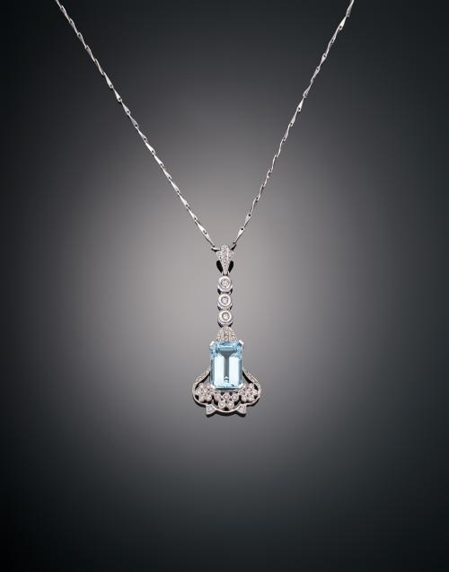 CADENA Y COLGANTE CON AGUAMARINA Y DIAMANTES EN ORO BLANCO 