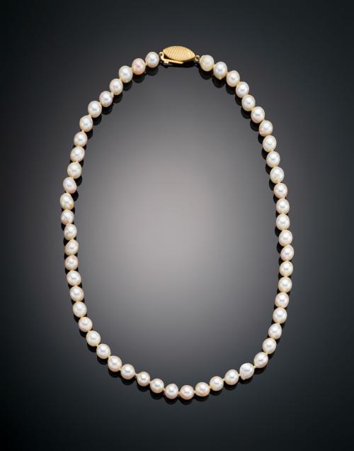 COLLAR DE PERLAS CULTIVADAS CON CIERRE EN ORO AMARILLO 18KT