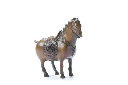 Caballo chino en bronce pavonado