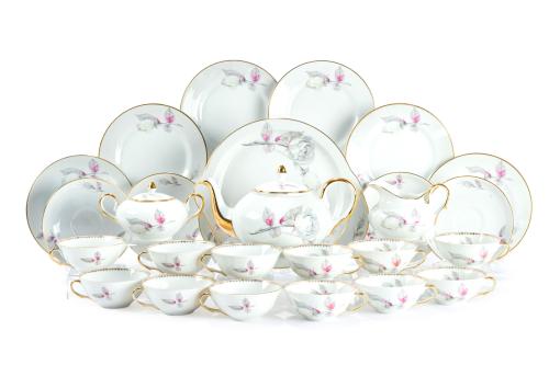 Juego de té para 12 servicios en porcelana de Bidasoa, s.XX