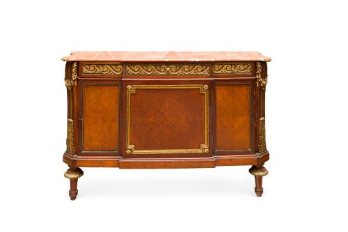 Credenza estilo Luis XVI, Francia, s. XXEn madera, puerta