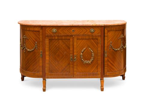 Credenza estilo Luis XVI, En madera, doble puerta frontal