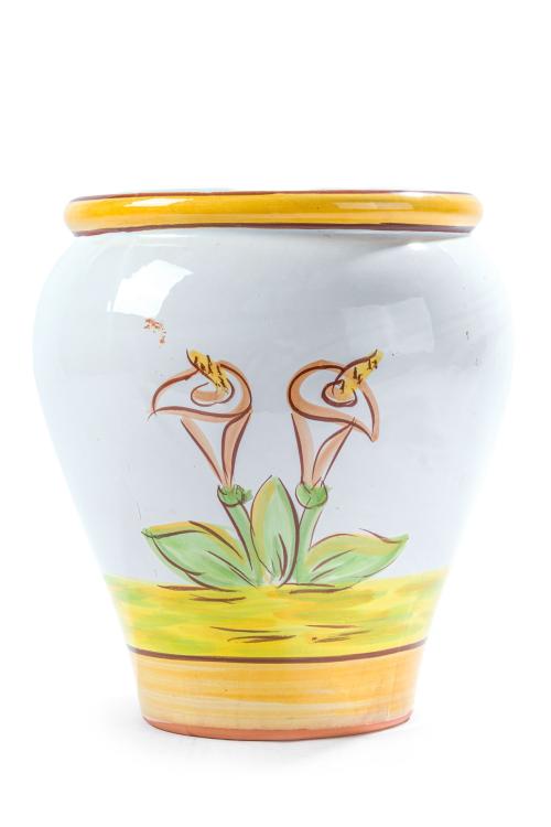 Macetero en cerámica esmaltada en blanco con decoración de 