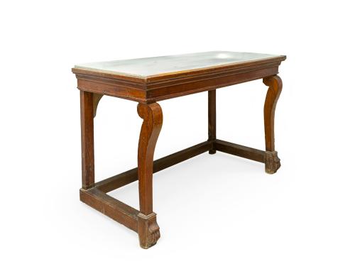 Consola isabelina, España, S. XIXEn madera tallada, patas