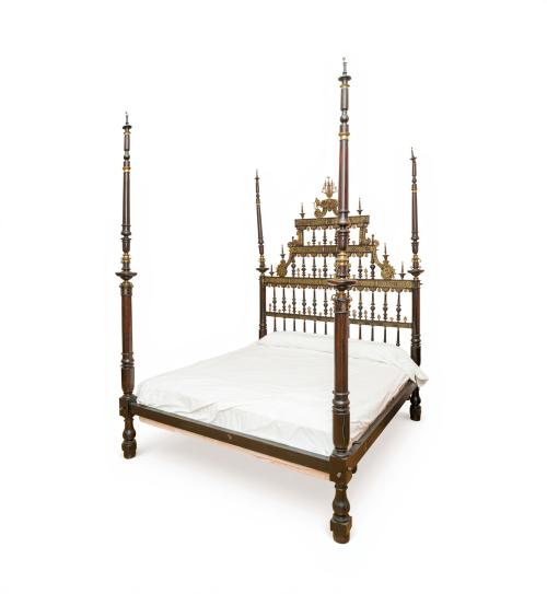 Cama de matrimonio de cuatro postes, Portugal, s. XIXEn m
