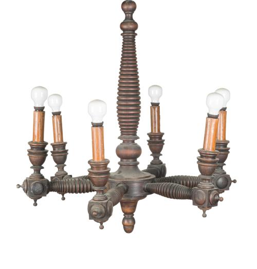 121   -  <p><span class="object_title">Lámpara de techo rústica de 6 luces en madera tallado con brazos acanalados. </span><br></p>