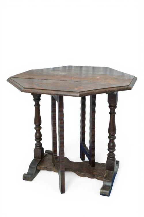 Mesa auxiliar plegable, c. 1950En madera, de forma octogo