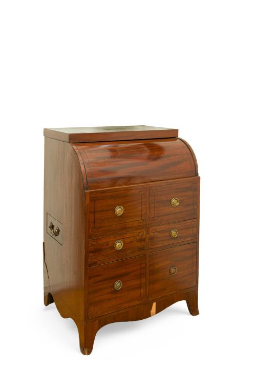 Pequeño bureau de cilindro en madera, tres registros de caj
