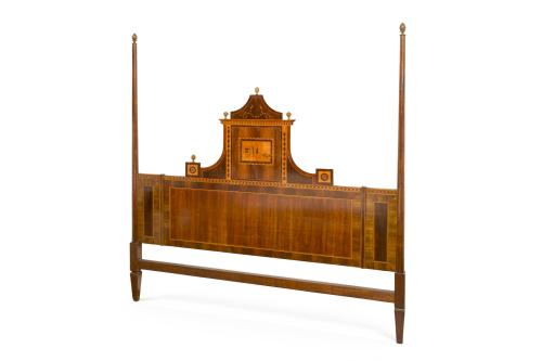 Cabecero estilo Carlos IVEn madera y decoración de marque