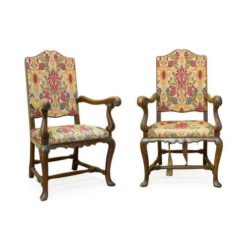 Pareja de sillones estilo Luis XIV, Francia, ppios s. XXE