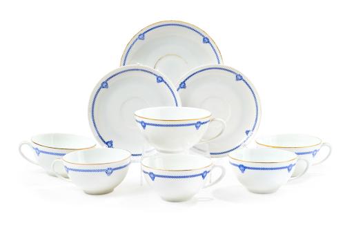 Juego de 6 tacitas y 2 platitos en porcelana blanca de Bava