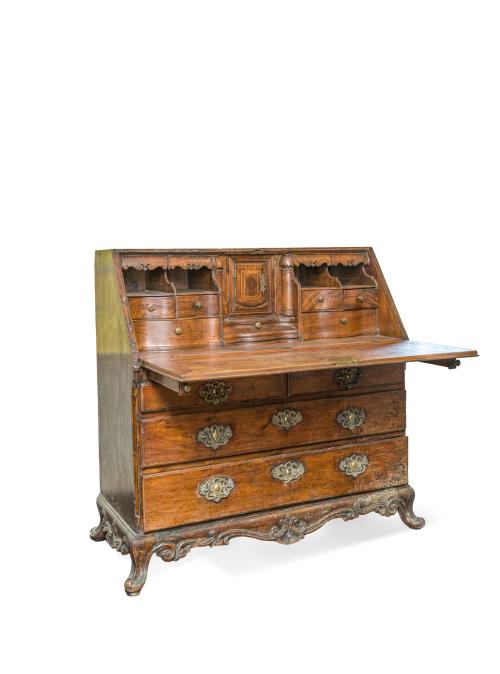 Bureau Don Joao, Portugal, s. XVIIIEn madera tallada, tap