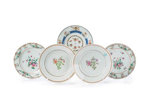 Lote de 5 platos en porcelana China, Familia Rosa, Dinastía