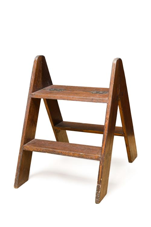 Escalera de biblioteca en madera Con dos peldaños