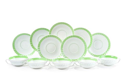 Juego de consomé para 8 servicios en porcelana esmaltada en