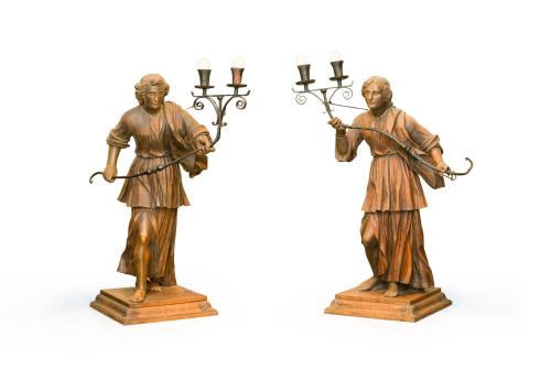 TRABAJO EUROPEO, S. XVIII-XIXGran pareja de figuras-torch