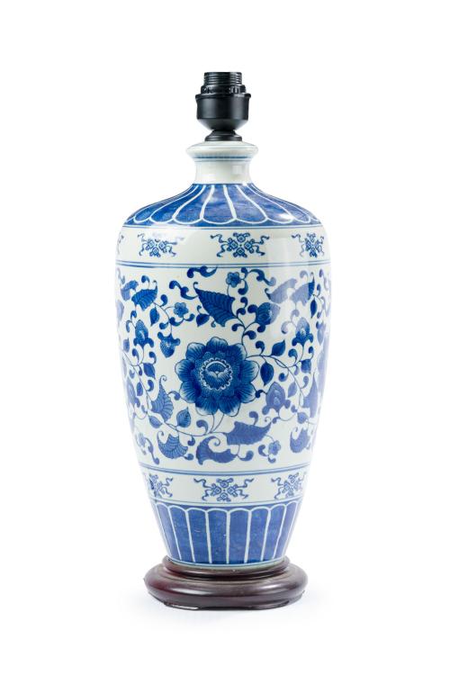 Lámpara de sobremesa en porcelana oriental azul y blanca co